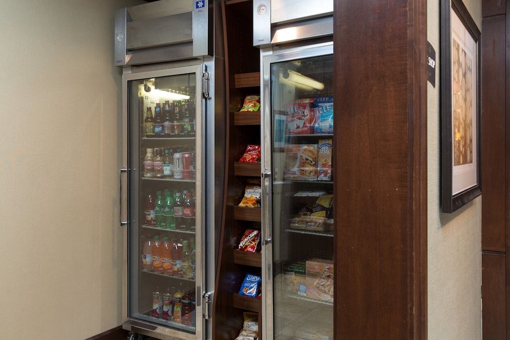 Staybridge Suites Toledo Maumee by IHG - photo 26