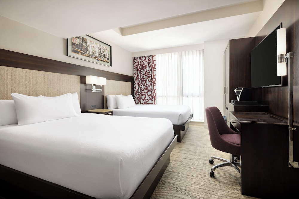 Hilton Garden Inn New York Times Square Central - photo 41