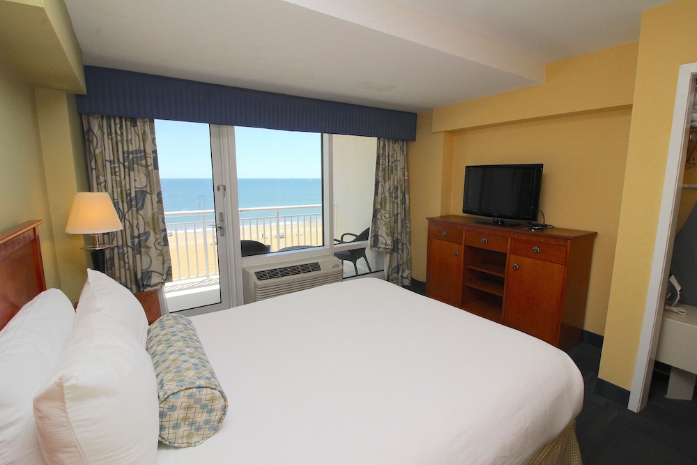 Ocean Sands Resort Oceanfront Virginia Beach by Vacatia - photo 5