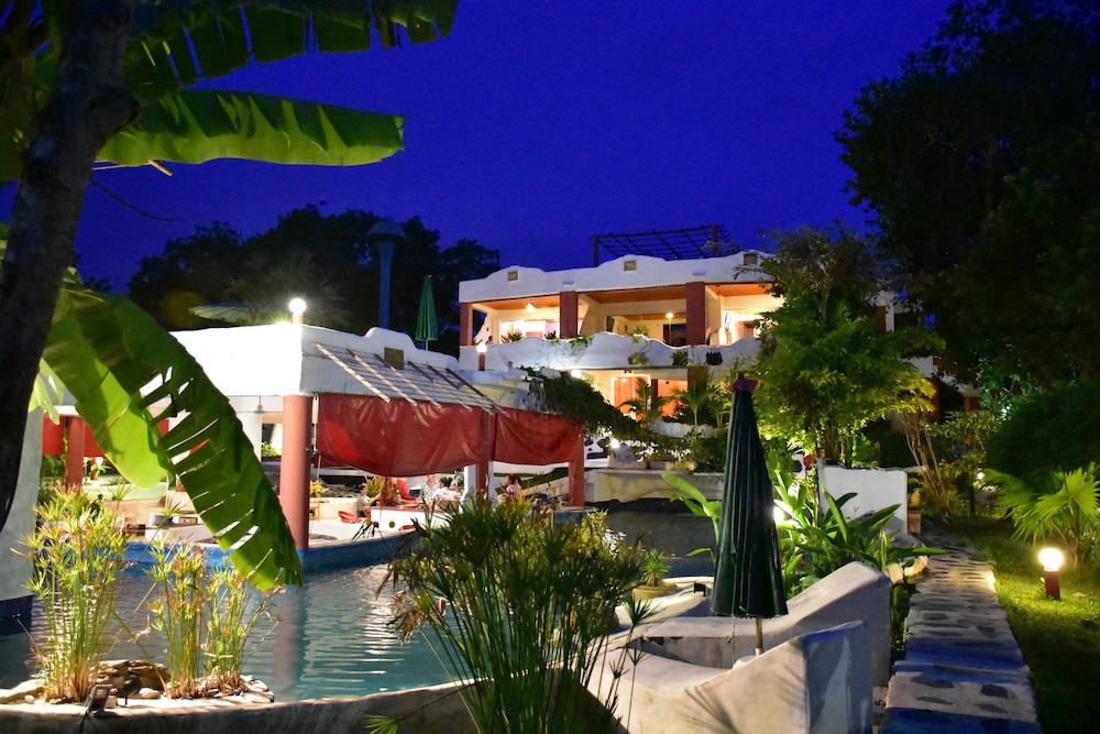 Mirabel Resort & Mini Golf - last minute hotel in Pattaya