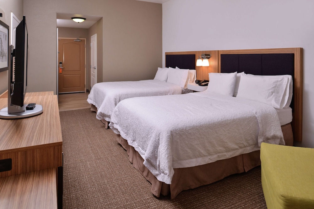Hampton Inn & Suites Woodland Sacramento Area - photo 14
