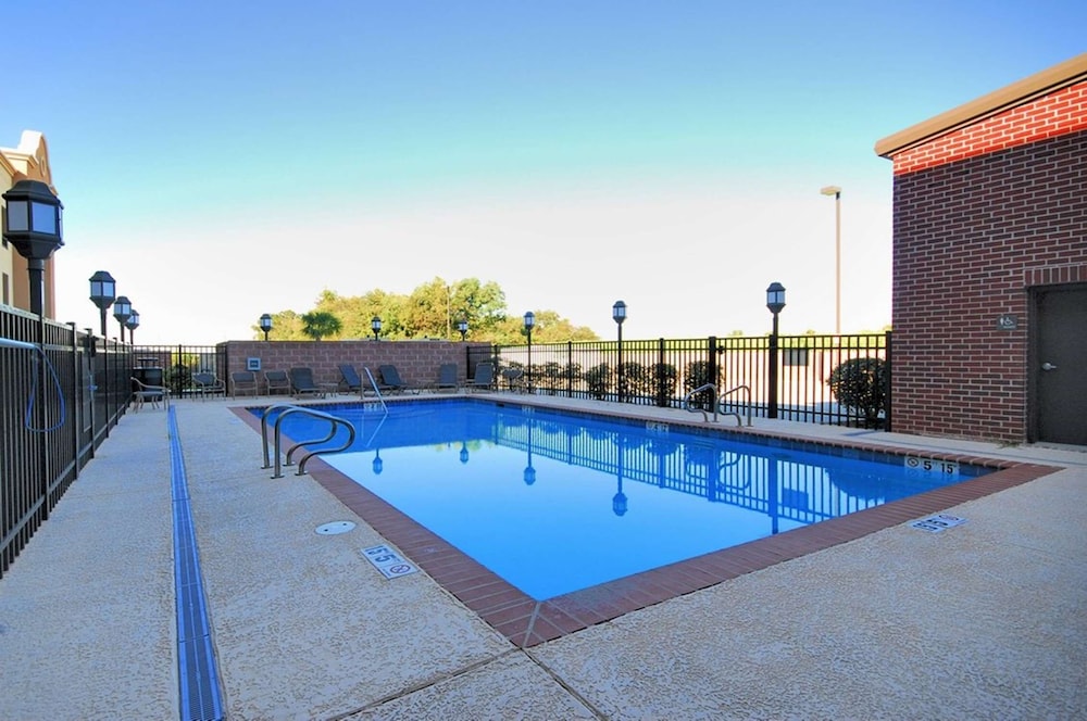 Hampton Inn & Suites New Iberia Avery Island - photo 57