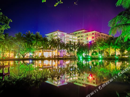 Ramada Hot Spring Holiday Hotel in Wanning, People's Republic of China