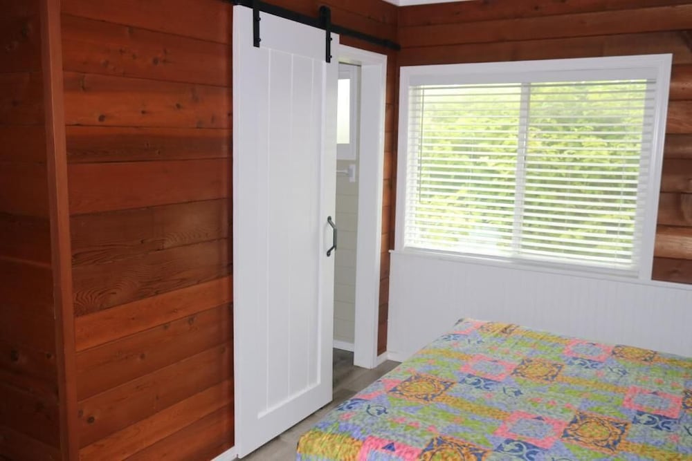 The Lowtide Motel - photo 13