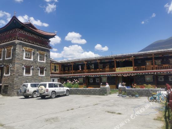 Layutang Inn in Kangding, People's Republic of China