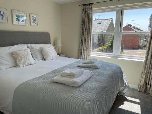 Courtyard House with parking and patio garden — 4-Star Luxury Hotel in Whitstable, United Kingdom