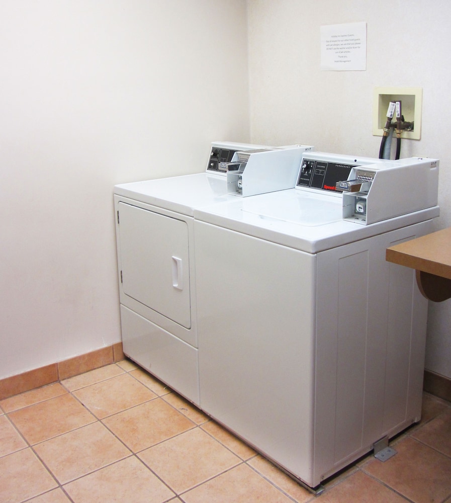 Holiday Inn Express Fairfield by IHG - photo 7