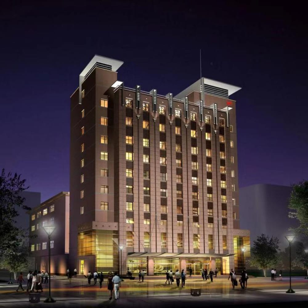 Dongfang Hotel — hotel in Tianshui