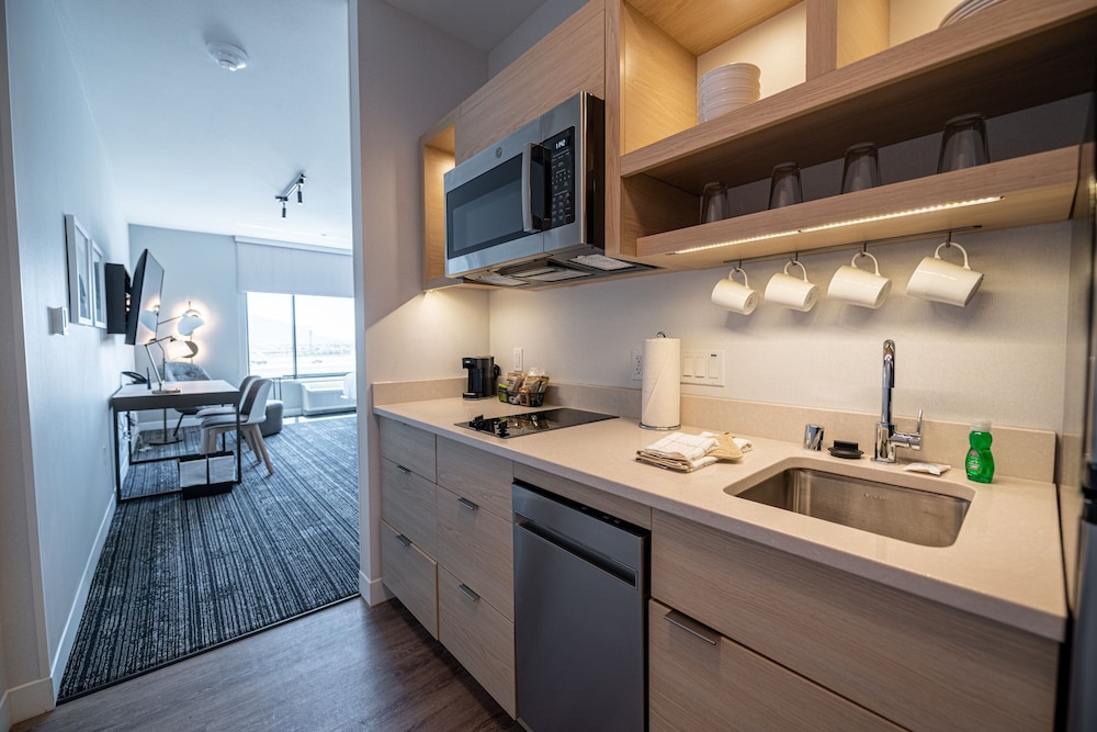 TownePlace Suites by Marriott Las Vegas North I 15 - photo 13