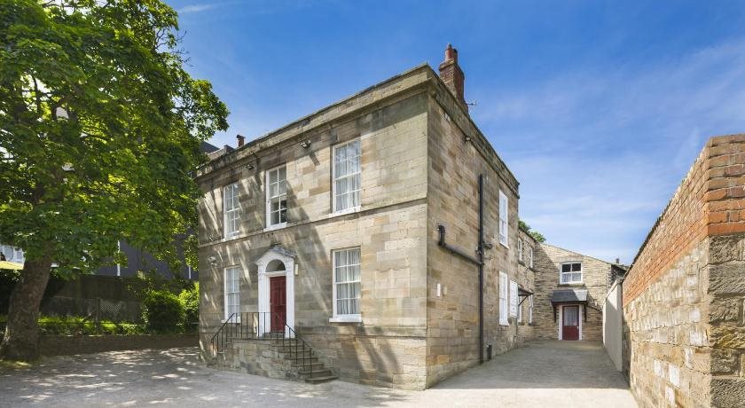 Bagdale Hall — hotel in Whitby