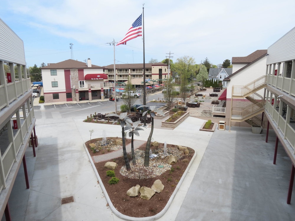 Put In Bay Resort and Conference Center - photo 22