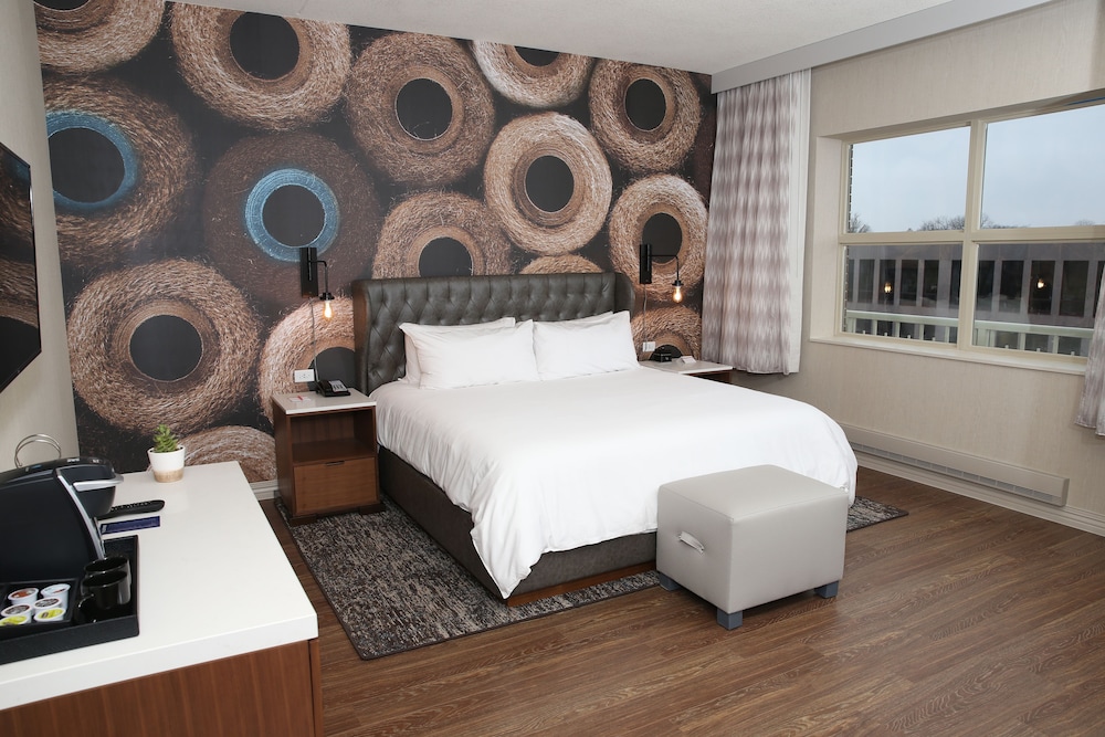 Hotel Indigo Naperville Riverwalk by IHG - photo 10
