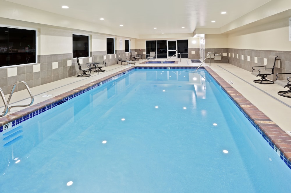 Holiday Inn Express Chehalis Centralia by IHG - photo 17
