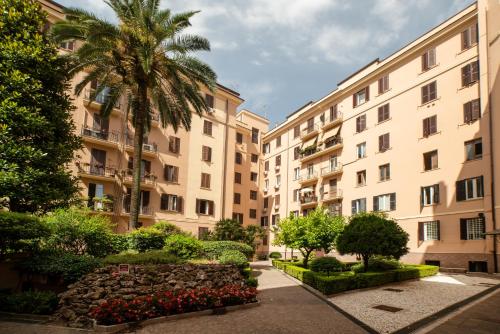 Appia96 Apartments — 4-Star Luxury Hotel in Rome, Italy