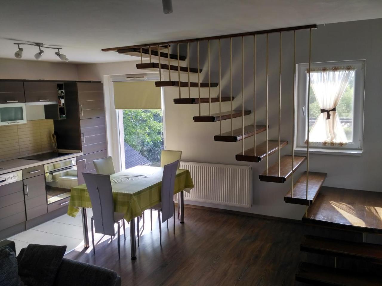 Family Holiday Apartman — 4-Star Luxury Hotel in Nyiregyhaza, Hungary