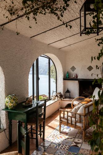 Villa Giggione — 4-Star Luxury Hotel in Maiori, Italy