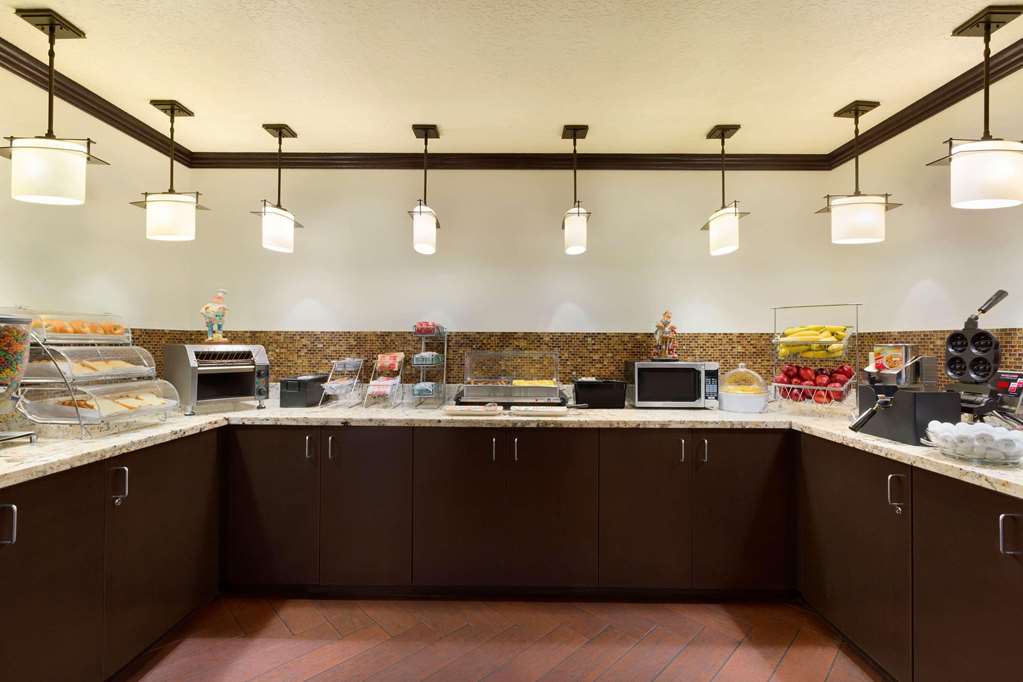 Park Inn by Radisson Salt Lake City Midvale - photo 40