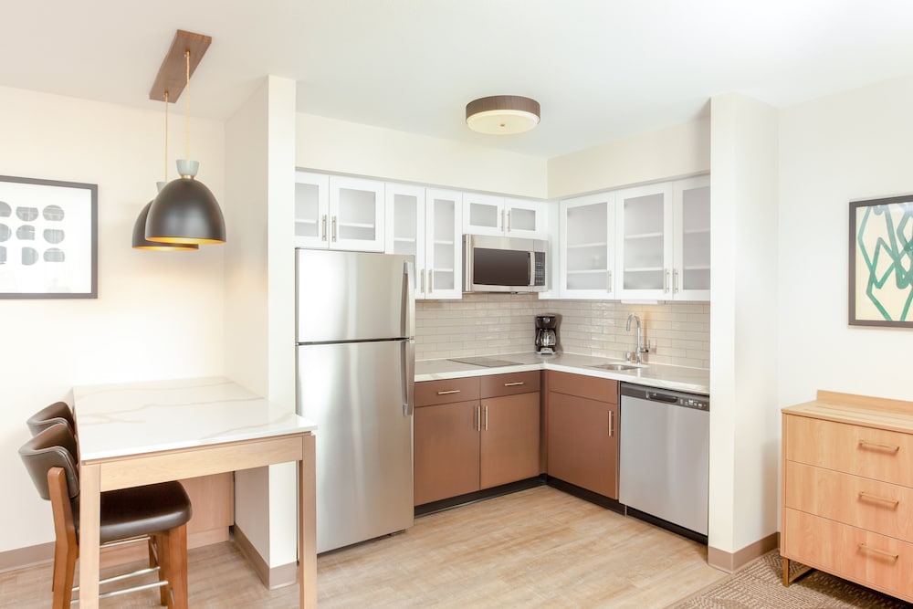 Staybridge Suites San Bernardino Loma Linda by IHG - photo 21