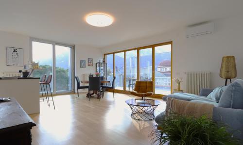 Luxus Penthouse mit Terrasse Garage Fahrradraum und Infrarotsauna — 4-Star Luxury Hotel in Merano, Italy