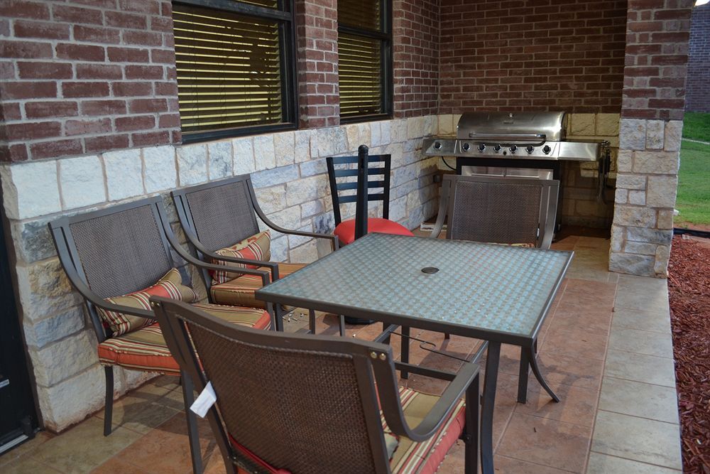 WindGate Extended Stay Hotel - photo 8