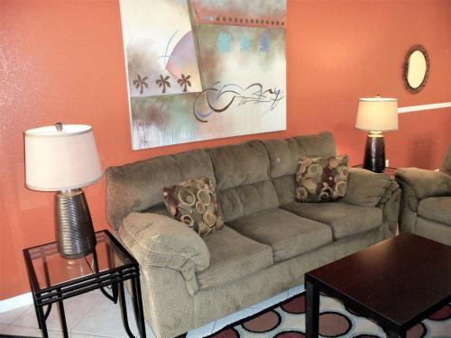 Grand Palms Resort by Sun Country Villas - photo 4
