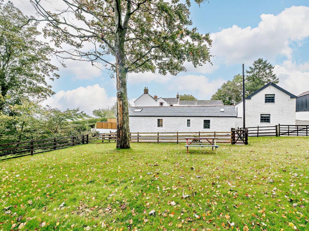 1 Bed In Lockerbie 93110 — Lockerbie