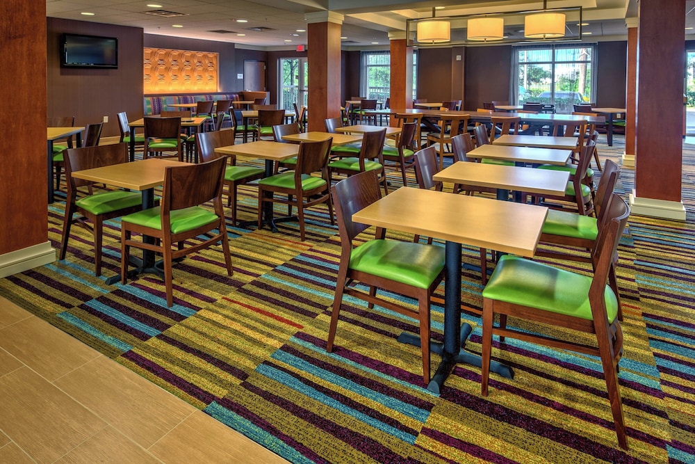 Fairfield Inn & Suites by Marriott Naples - photo 23