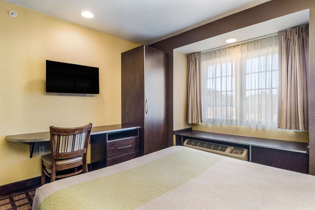 Motel 6 Canton GA - photo 11