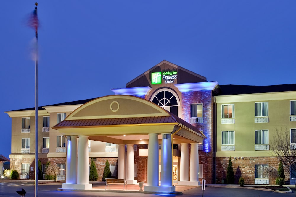Holiday Inn Express & Suites Farmington by IHG - photo 58