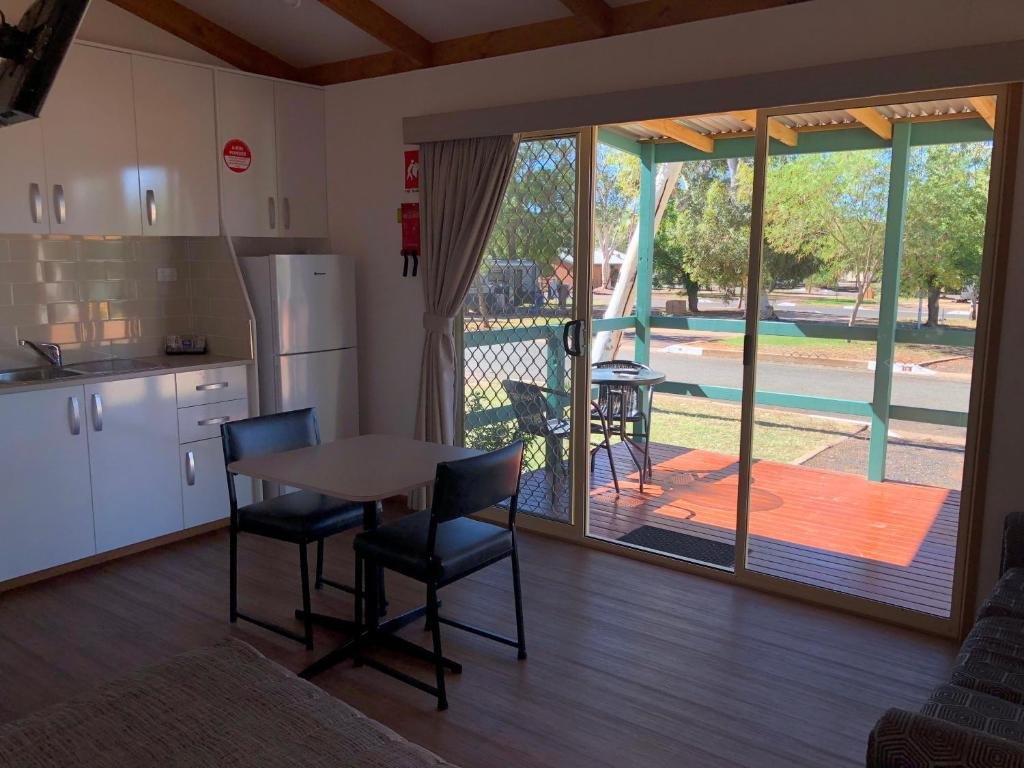 Cobar Caravan Park — Cobar