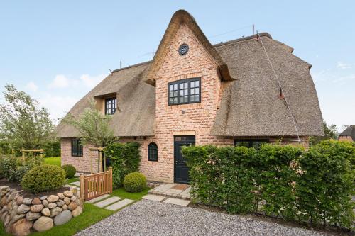 Dansk Skuul Haus 1 — 4-Star Luxury Hotel in List, Germany