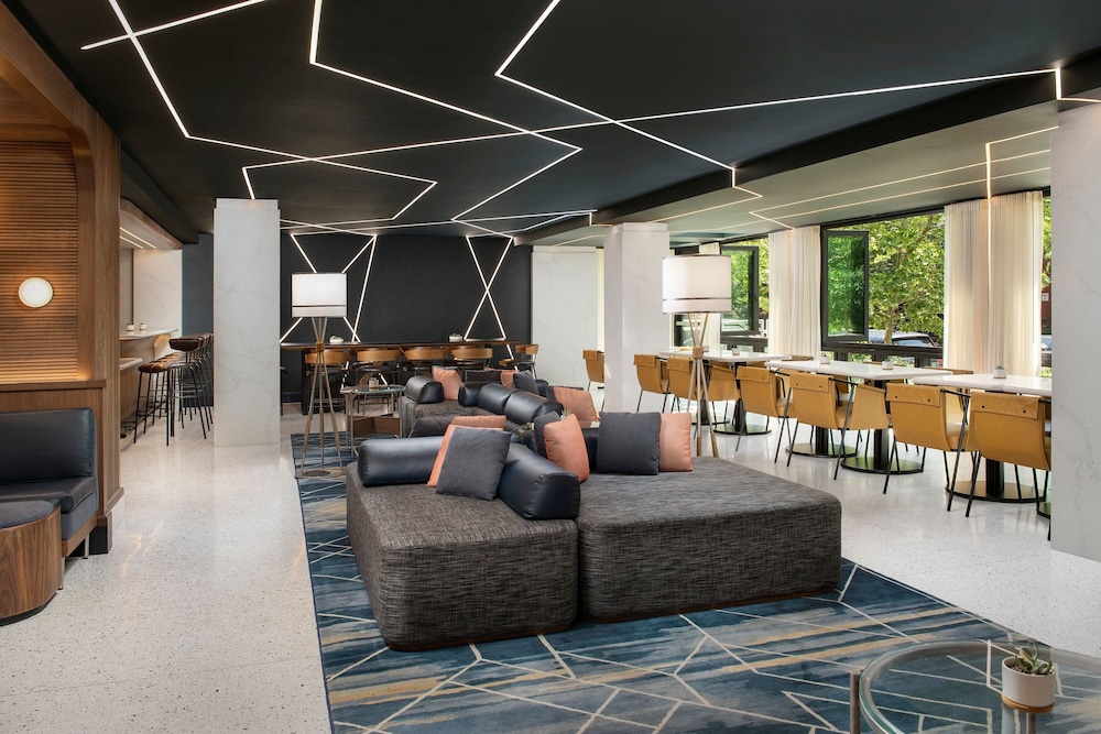 Courtyard by Marriott Washington DC Dupont Circle - photo 7