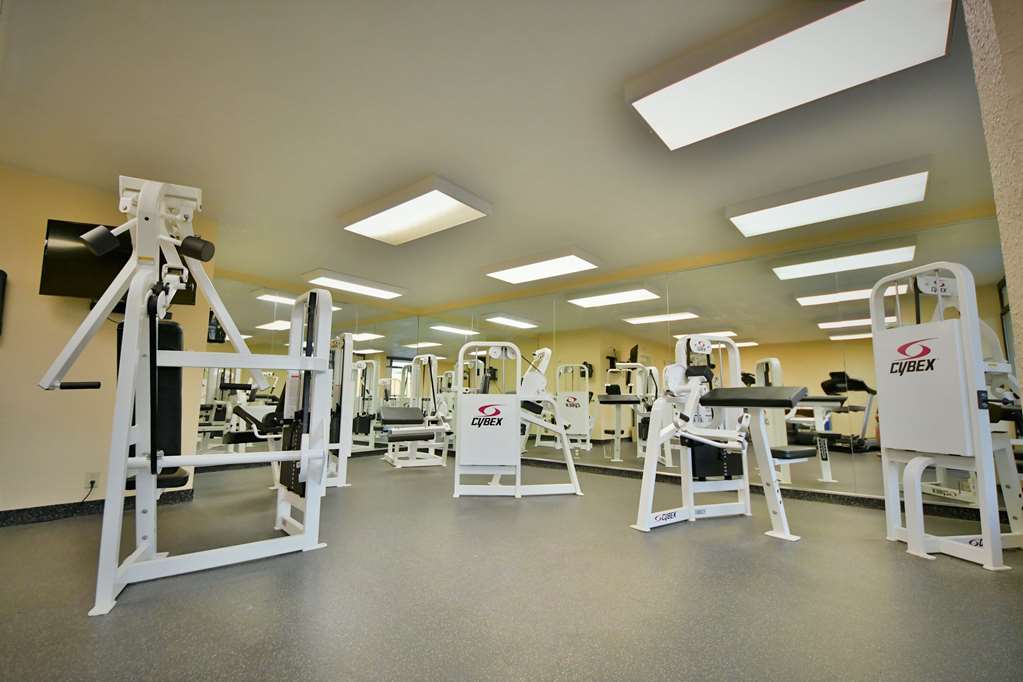 Ramada Hotel & Conference Center by Wyndham Jacksonville - photo 12