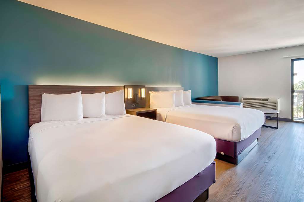 Studio 6 Suites Lawndale CA South Bay - photo 28