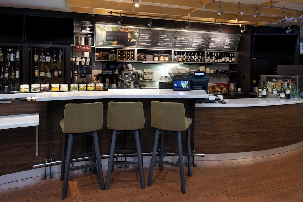 Courtyard by Marriott High Point - photo 41