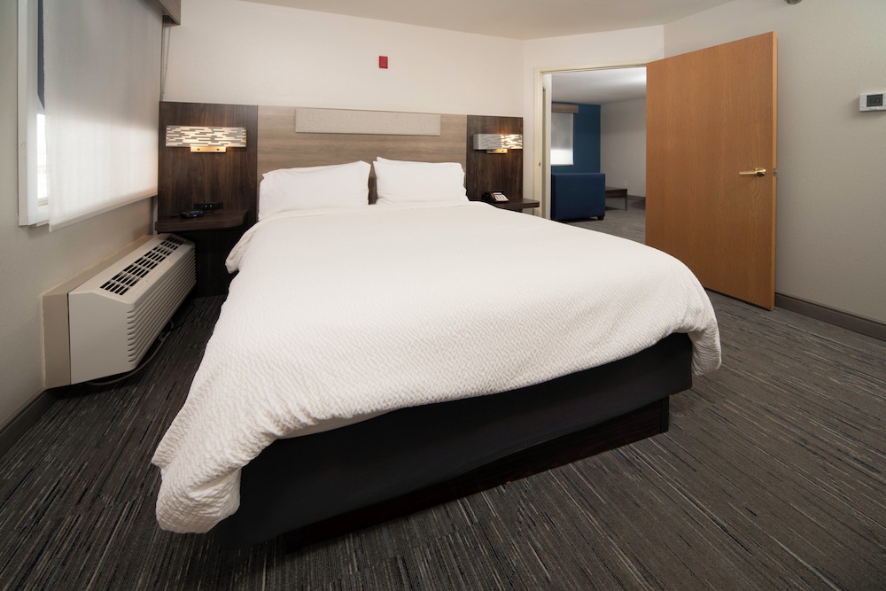 Holiday Inn Express Hotel & Suites Canyon by IHG - photo 20