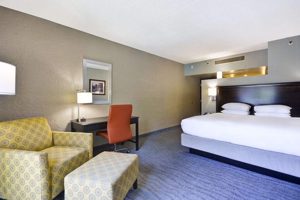 DoubleTree by Hilton Phoenix North - photo 14