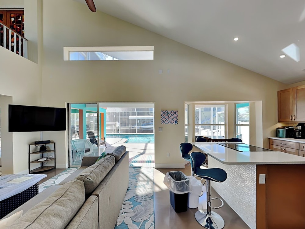 244 Flamingo - photo 8