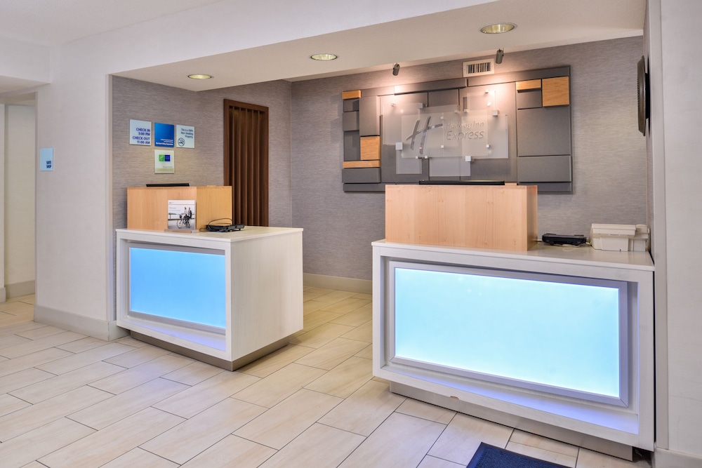 Holiday Inn Express Westley North Patterson Area - photo 4