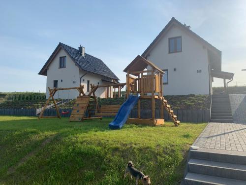 Kaszubska Osada Domki z Balią — 4-Star Luxury Hotel in Tuchomie, Poland