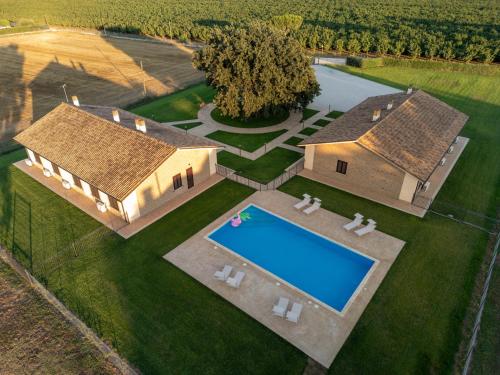 Agriturismo Cavalieri — 4-Star Luxury Hotel in Civita Castellana, Italy
