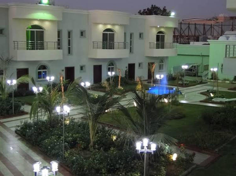 Rose Inn Al Waha — 4-Star Luxury Hotel in Jeddah, Saudi Arabia