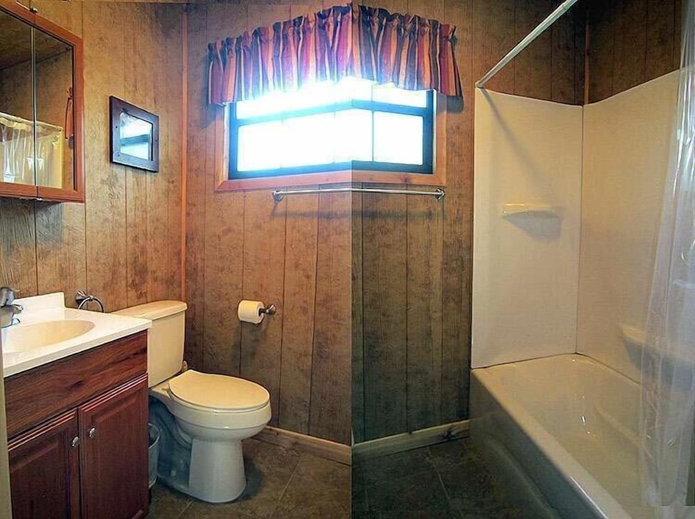 Riverside Lodge Resort - photo 11