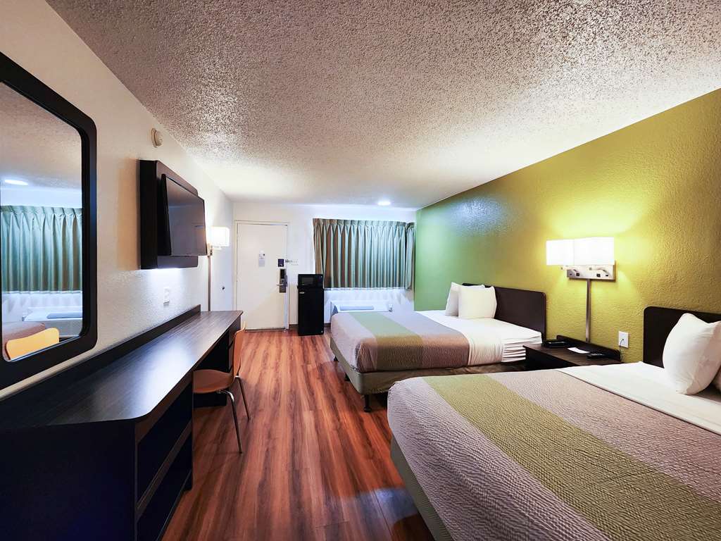 Motel 6 Baytown TX Baytown East - photo 27