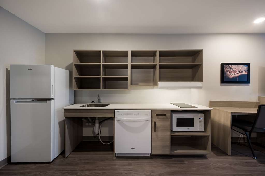 WoodSpring Suites Wixom Novi - photo 13