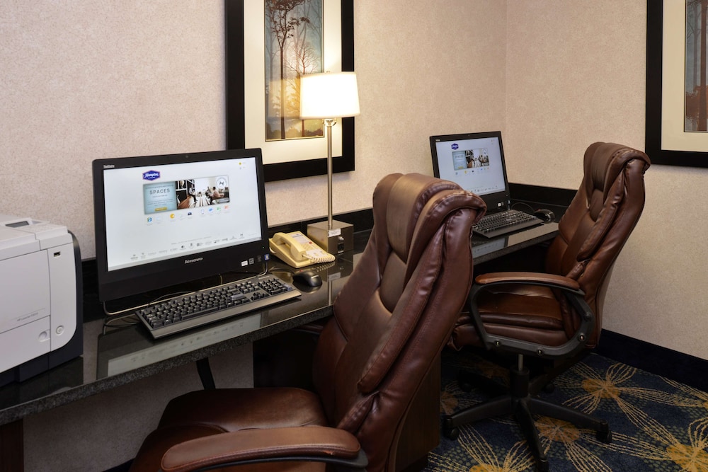 Hampton Inn Henderson - photo 34