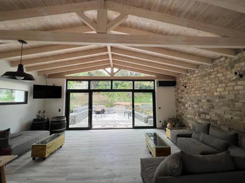Stablus house — 4-Star Luxury Hotel in Kontokali, Greece