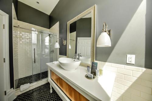The Harkness Hotel - photo 6