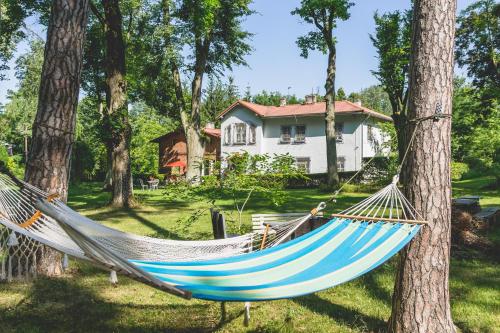 Dworek nad Jeziorem Wądzyn — 4-Star Luxury Hotel in Bobrowo, Poland