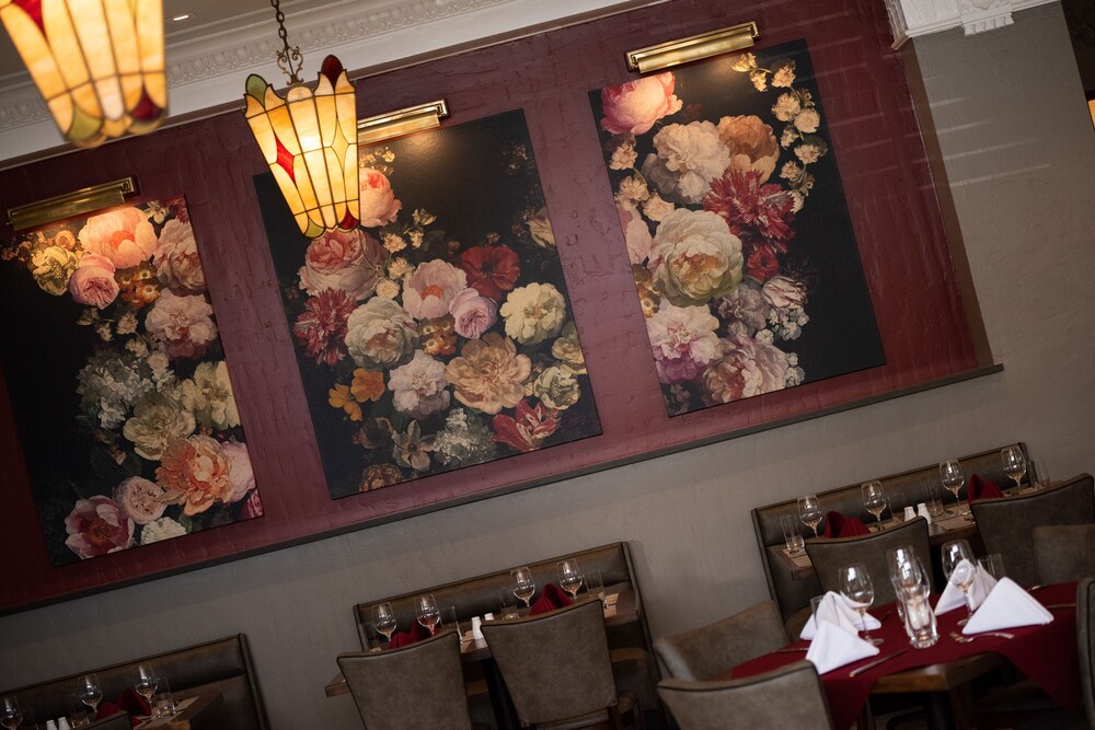 The Eldridge Hotel - photo 40